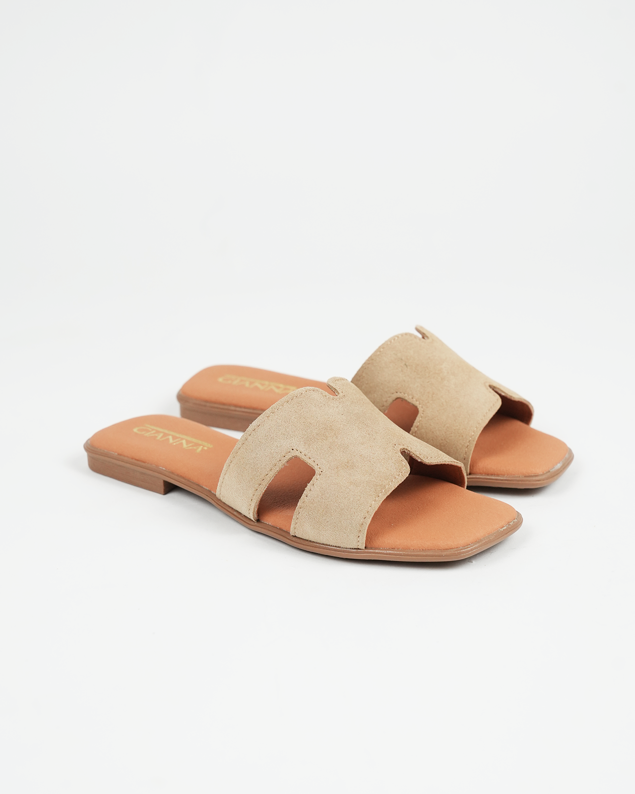 Chinelo Gianna